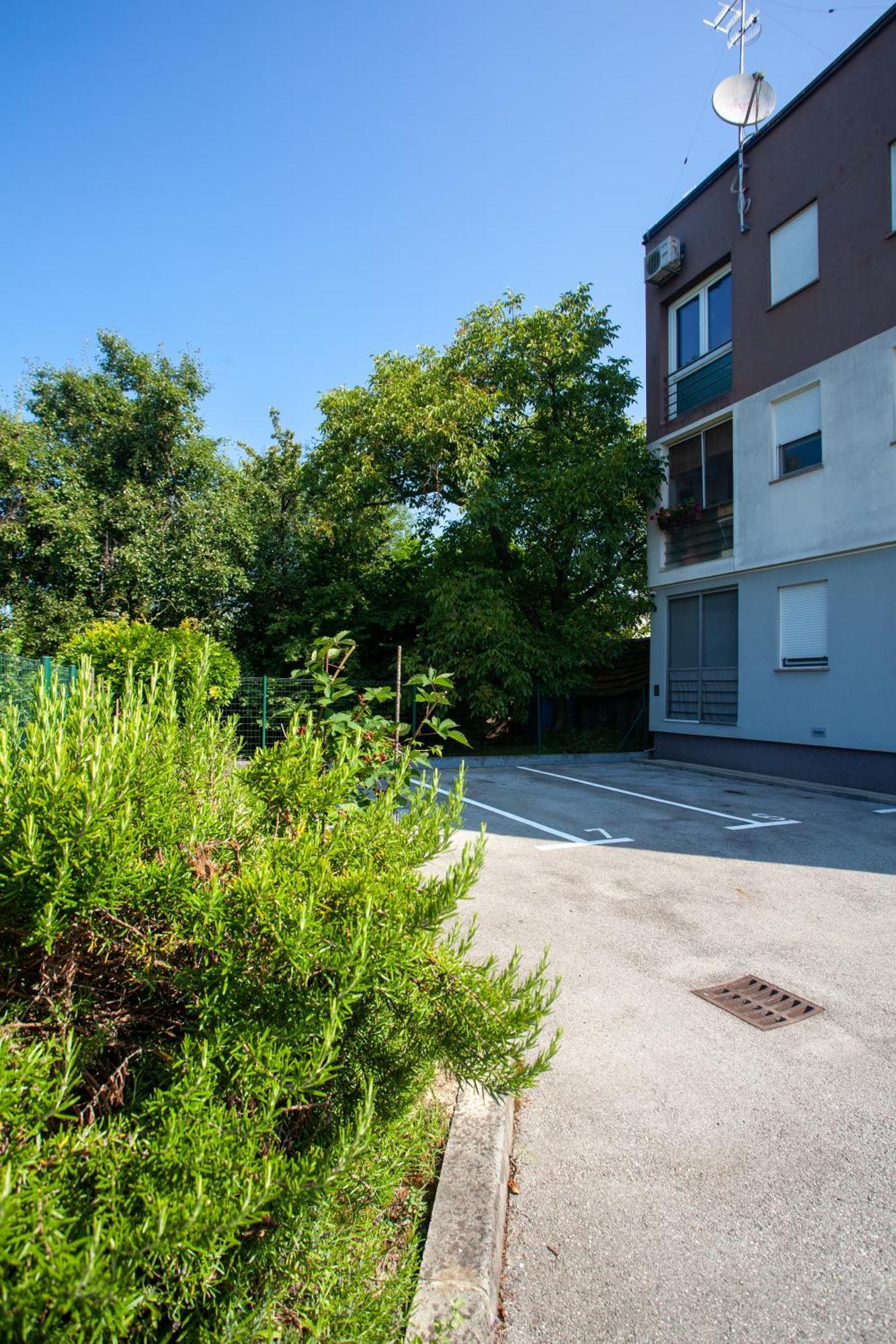 Apartment Sladic Sisak Luaran gambar