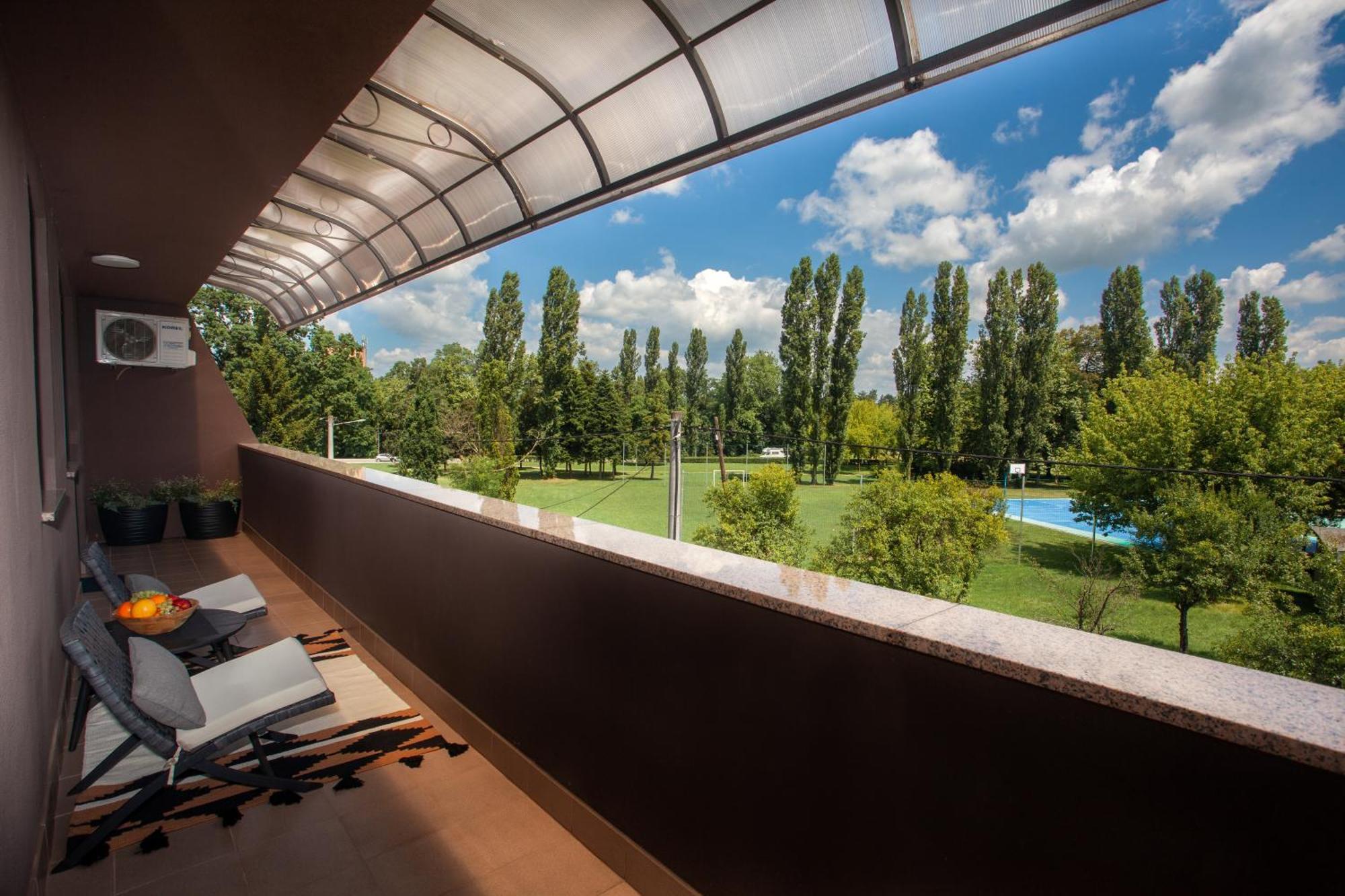 Apartment Sladic Sisak Luaran gambar